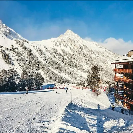 Apartamento Big Tartiflat, Arc 1950, 2 Bed Ski-in Ski-out