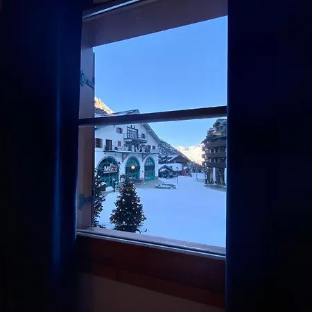 Big Tartiflat, Arc 1950, 2 Bed Ski-in Ski-out